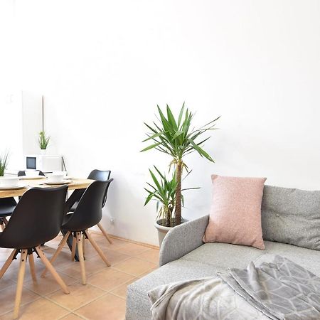 Riesiges Zentrales Apartment Mit Parkplatz Инсбрук Экстерьер фото