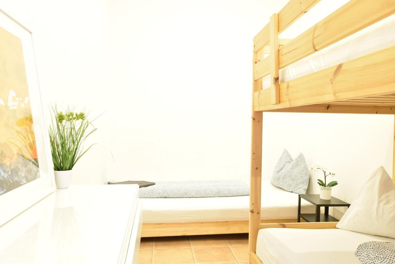 Riesiges Zentrales Apartment Mit Parkplatz Инсбрук Экстерьер фото